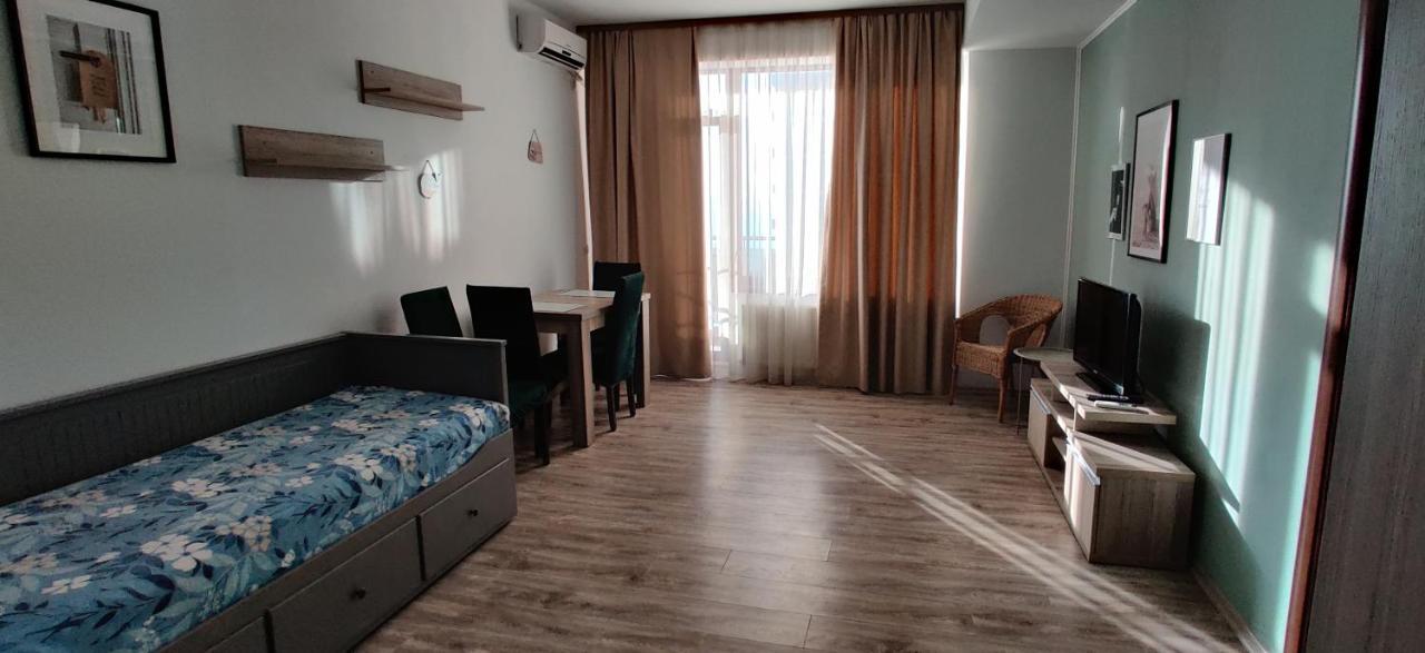 Nor Apartments Summerland Мамая Екстер'єр фото
