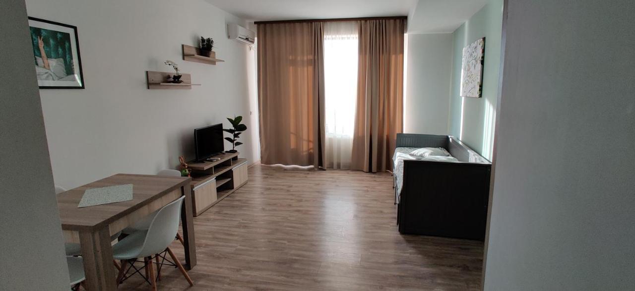 Nor Apartments Summerland Мамая Екстер'єр фото