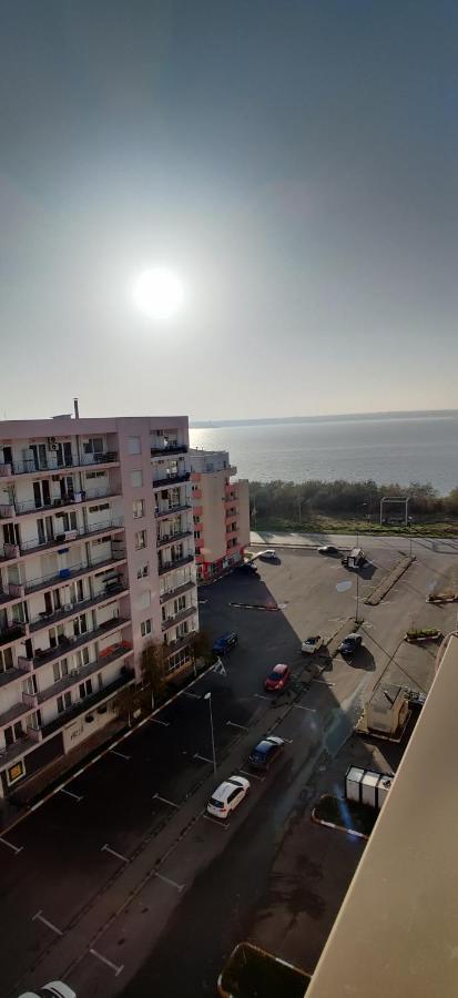 Nor Apartments Summerland Мамая Екстер'єр фото
